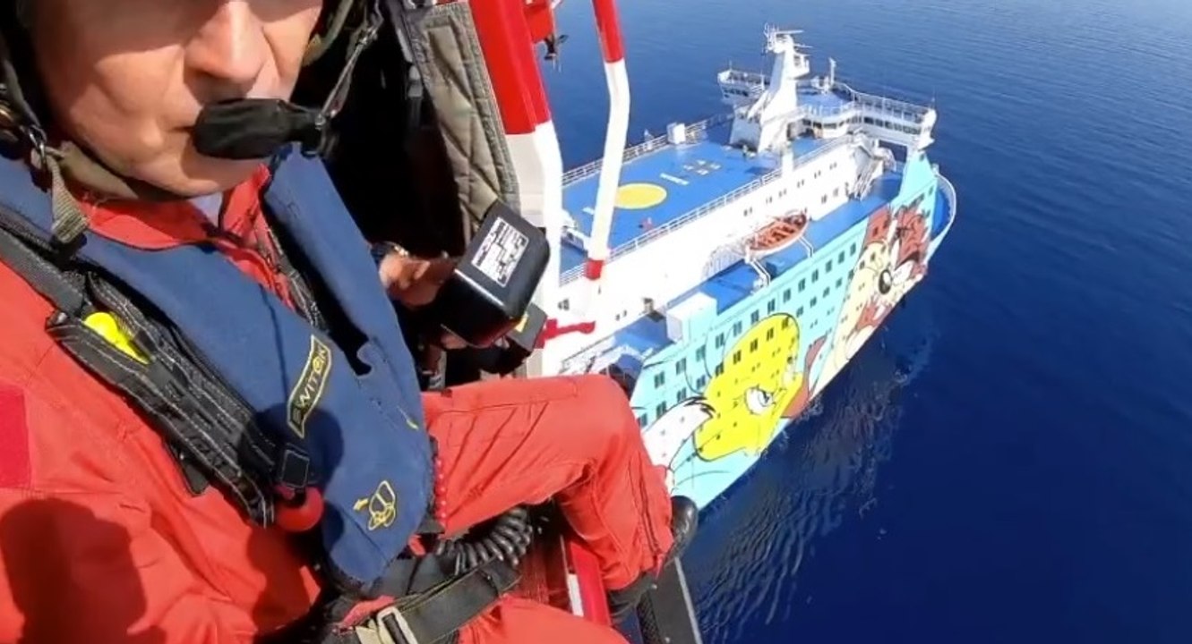 Colta da malore su nave, soccorsa con elicottero al largo di Civitavecchia (31.07.20)