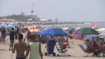 Una cadena de televisión británica califica de ejemplar la playa de Regla, en Chipiona