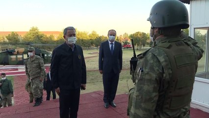 Türkischer Verteidigungsminister stellt Gespräche mit Athen in Aussicht