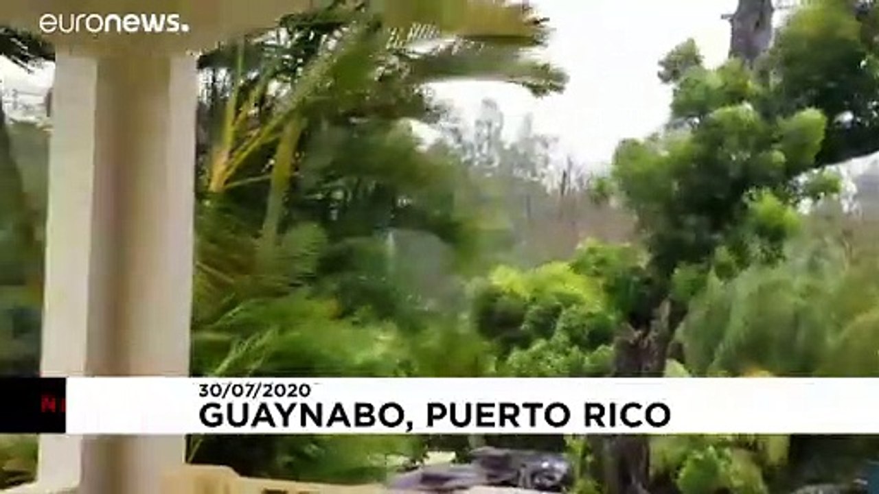 Tropensturm Isaias fegt über Puerto Rico