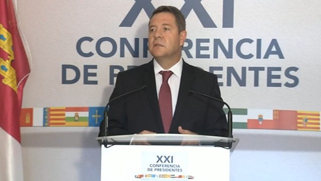 Page pide a presidentes del PP que sumen fuerzas para PGE