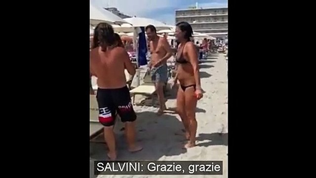 Milano Marittima, il battibecco della vicesindaca con Salvini: «Rovini il nome della città», lui «Fatti un bagno»