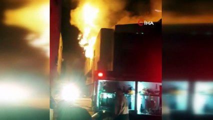 Kozmetik ürün dükkanında çıkan yangın kontrol altında