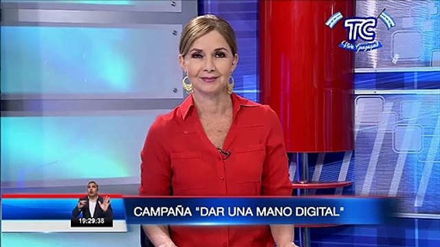 1.200 tablets fueron entregadas a familias de escasos recursos como parte de la campaña nacional “Dar una mano digital”