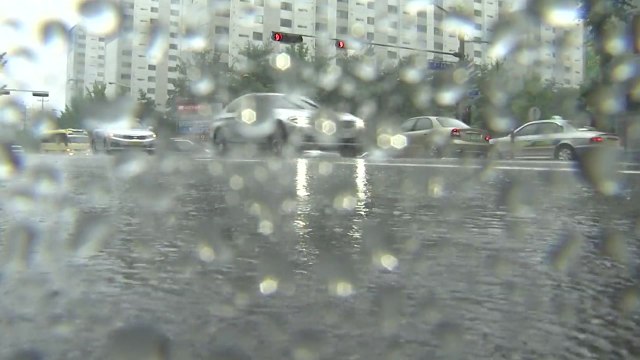 [날씨] 경기 북부 호우주의보...모레까지 수도권·영서 250mm이상 / YTN