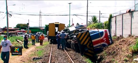 tn7-Tren-con-dos-pasajeros-vuelca-en-Heredia-310720