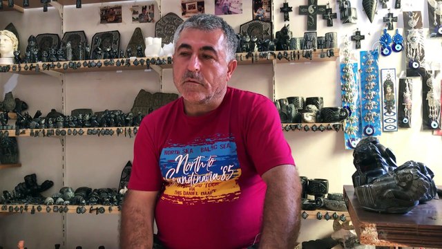 Arif usta işlediği taşlara değer katıyor - ANTALYA