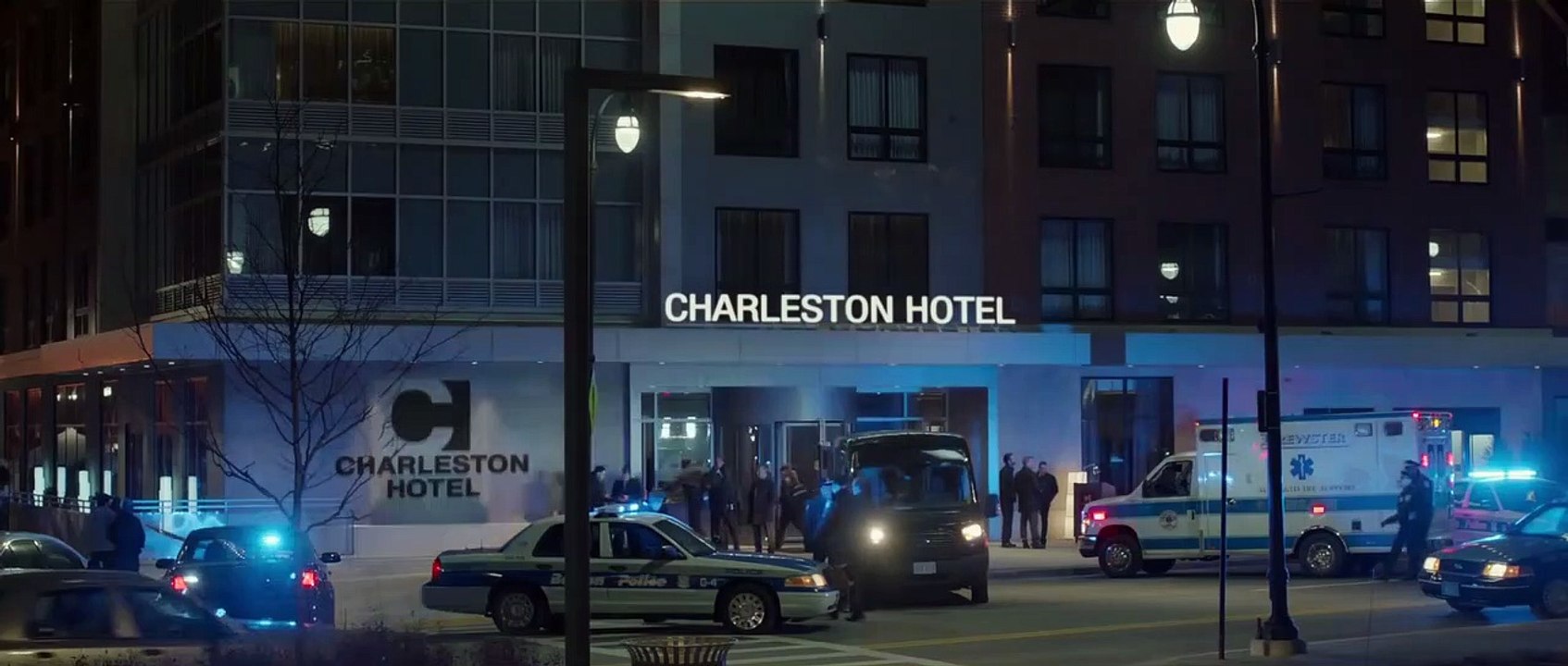 Honest Thief with Liam Neeson - Official Trailer