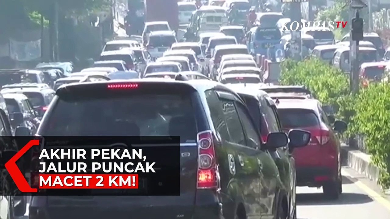 Jalur Puncak Bogor Macet Sepanjang 2 Kilometer