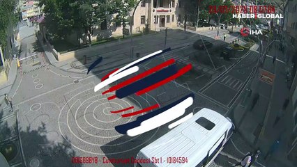 Zor durumda kalan araca polis desteği