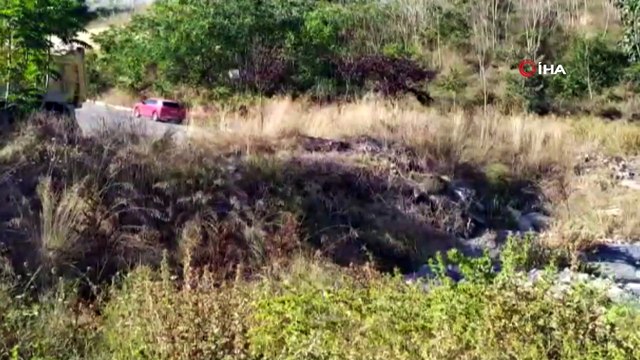 Geri vitese taktı, toprak alana uçtu