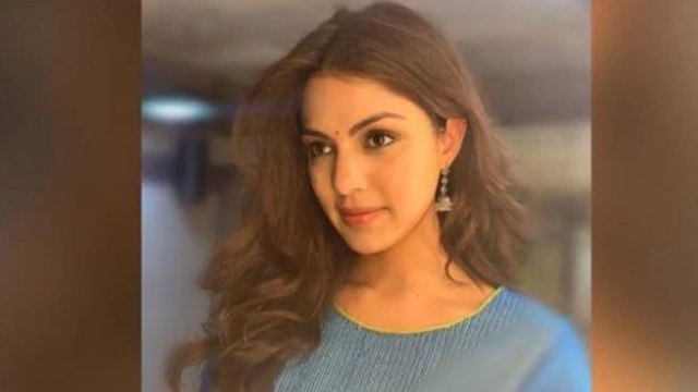 Bihar cops to issue lookout notice against Rhea Chakraborty