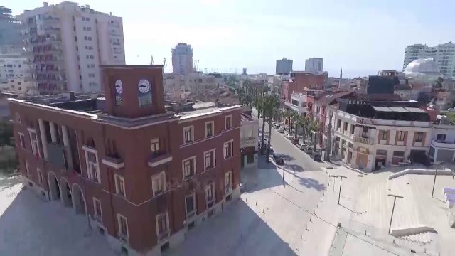 Pranga “maniakut” në Tiranë, mbetet në burg 56-vjeçari që ngacmoi të miturat në Durrës