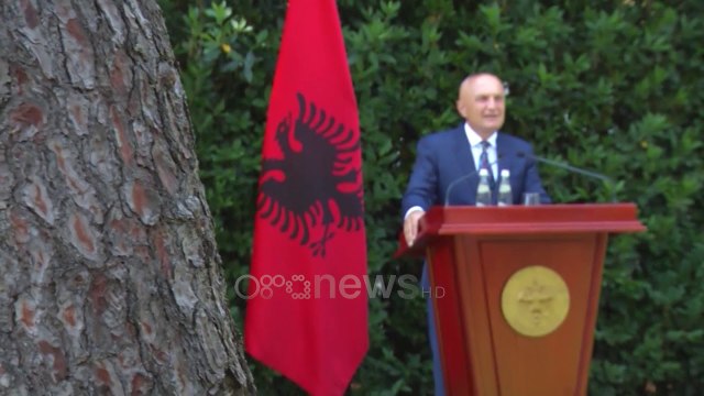 Ora News - Përplasjet për vettingun në polici, Komisioni i Sigurisë rrëzon dekretin e presidentit