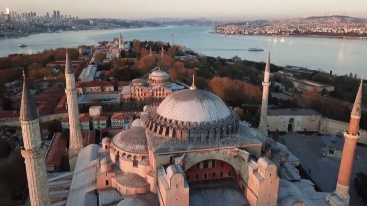 Top News - Reagimet për Shën Sofia/ Bota, e ashpër me Turqinë për rikthimin në xhami