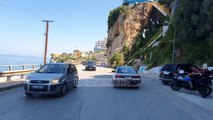 Trafik i rënduar në Vlorë/ Dyndje në plazhe, mijëra makina drejt Jugut