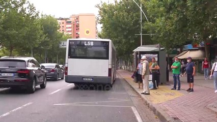 Ora News - Vijimi i transportit urban në dorë të Veliajt