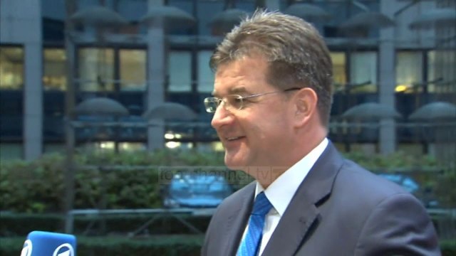 Top News - Dialogu Kosovë-Serbi/ Lajçak- dialogu vazhdon me 16 korrik