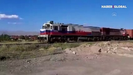 Çin'den yola çıkan 1056 metrelik blok tren Türkiye'ye ulaştı
