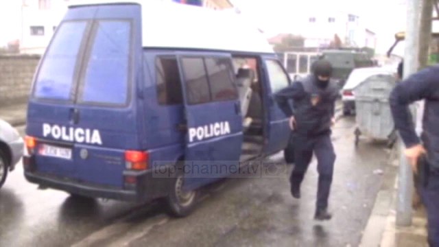 Top News - Të dënuar për vrasje/ OFL u nis formularët 4 personave