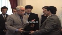 Greqia ne ndihme te shqiptareve (25 korrik 2000)