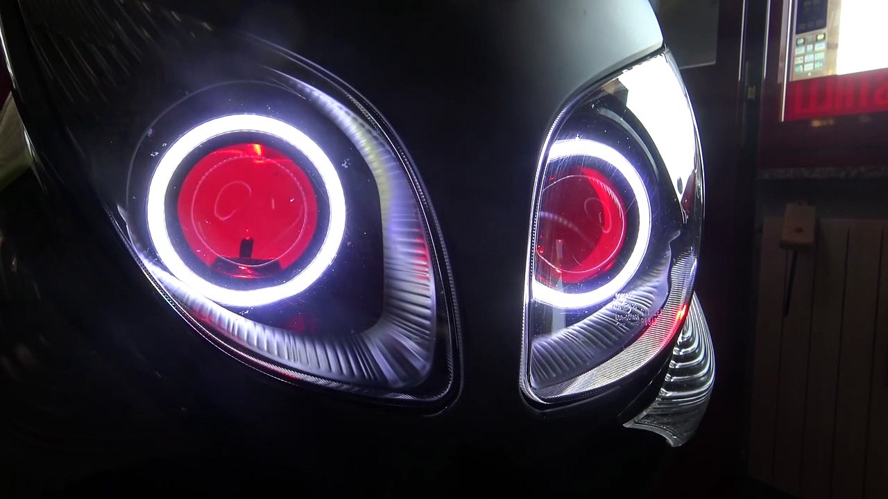 T MAX SPECIAL LED LIGHTS AKRAPOVIC EXHAUST SOUND