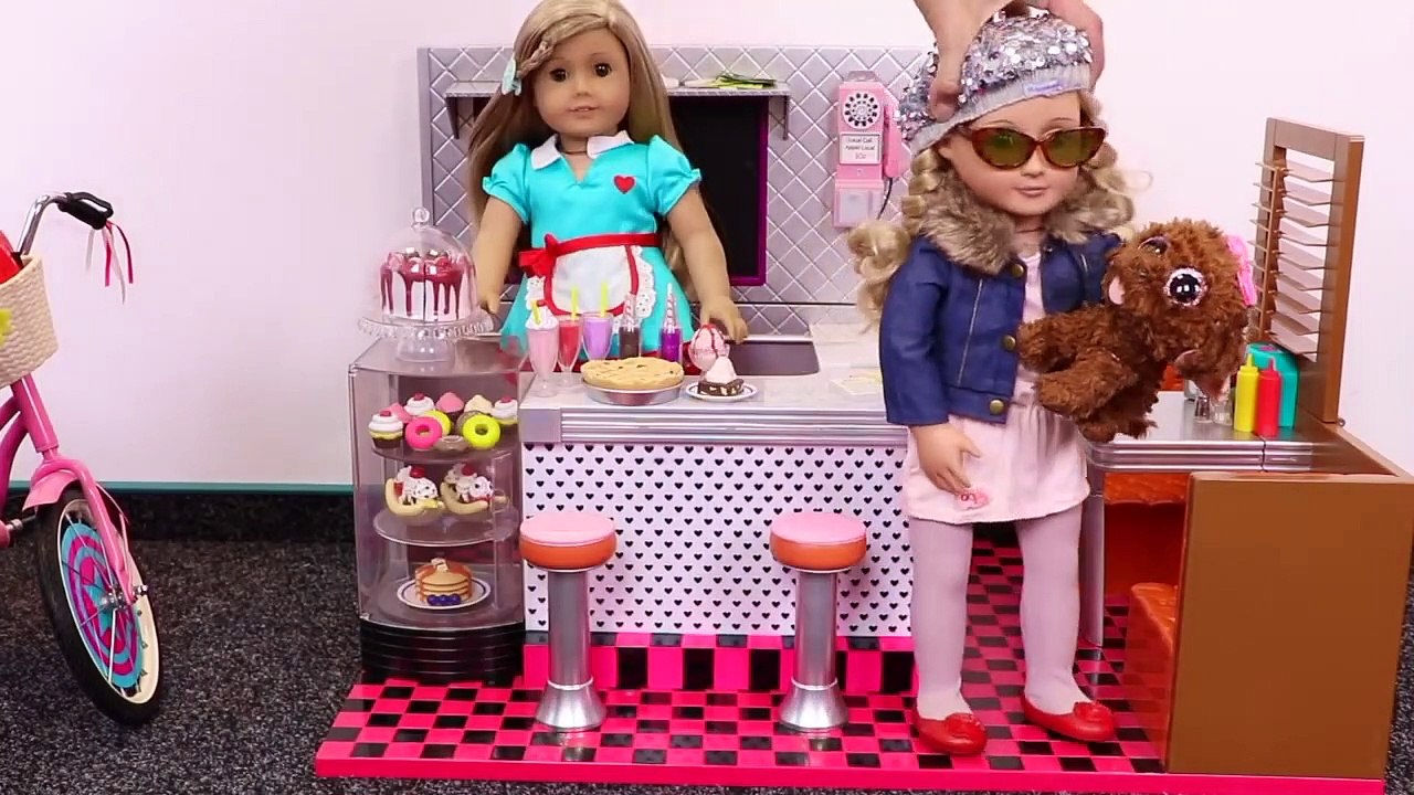 Playing American Girl Doll Dress up in Dollhouse! video Dailymotion