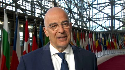 Greqia: Sanksione Turqisë/ Reagimi ndaj kthimit të Shën Sofisë në xhami