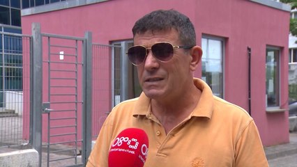 Télécharger la video: Ora News - Si po lirohen të dënuarit përjetë? Flasin juristët: Ja dispozita ligjore që po përdoret