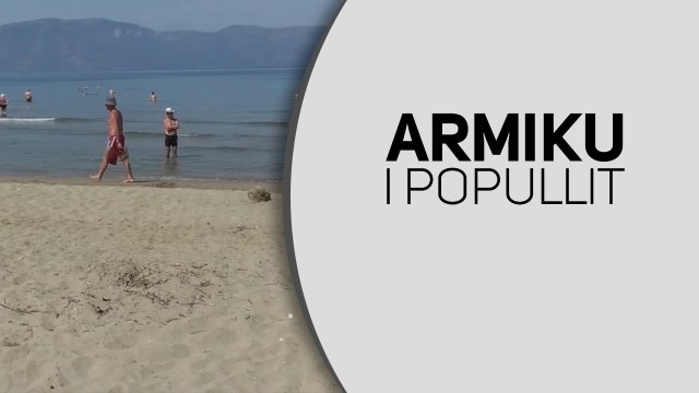 Armiku i Popullit - Vlora pushtohet nga turistet - Vizion Plus