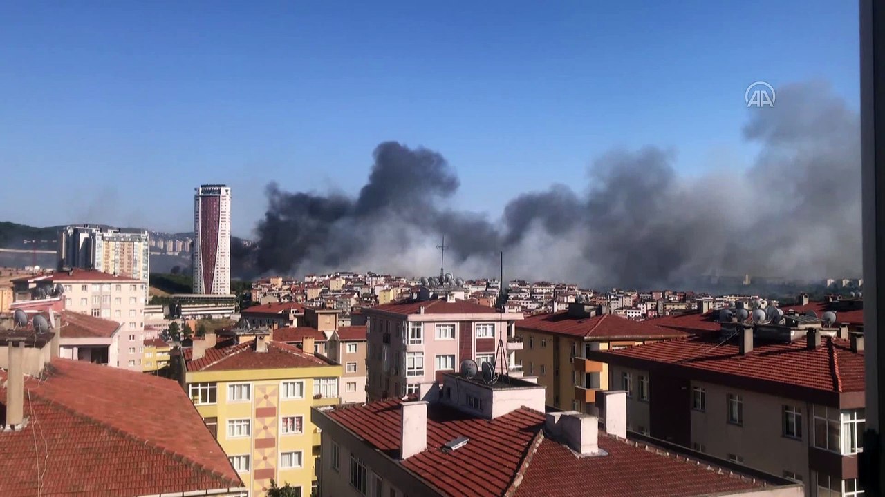 Maltepe'de askeri alanda yangın (2) - İSTANBUL