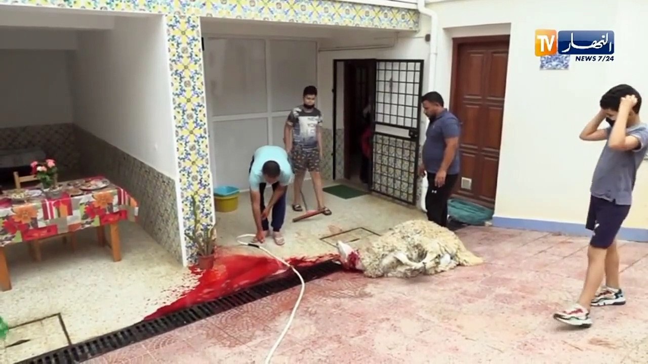 مجتمع- العائلات الجزائرية تحيي عيد الأضحى في ظرف إستثنائي