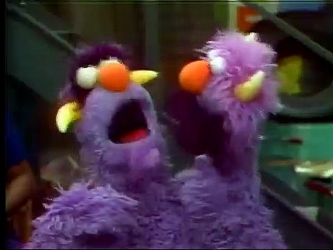 Classic Sesame Street - The Two-Headed Monster Go for a Check-Up