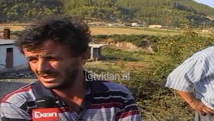 Aksident ne Ndroq, makina i pret rrugen autobuzit - (4 Gusht 2000)