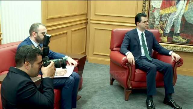 Top News - Meta për ‘Zgjedhoren’/ ‘Çdo ndryshim në Këshillin Politik’