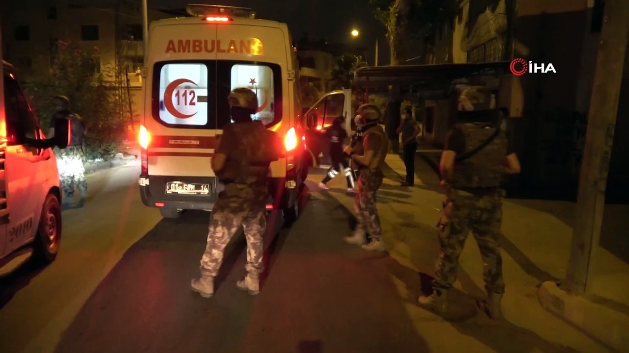 Hasmı kapıya dayanınca dama çıkıp intihara kalkıştı