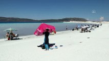 Salda Gölü'nde bayram tatili yoğunluğu yaşanıyor - BURDUR