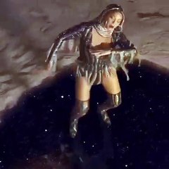 Η Beyonce φόρεσε για ακόμα μία φορά δημιουργίες του Βρεττού Βρεττάκου!