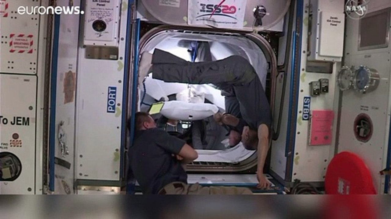 Crew Dragon возвращается на землю