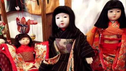 OKIKU La muñeca japonesa poseída | EriTime