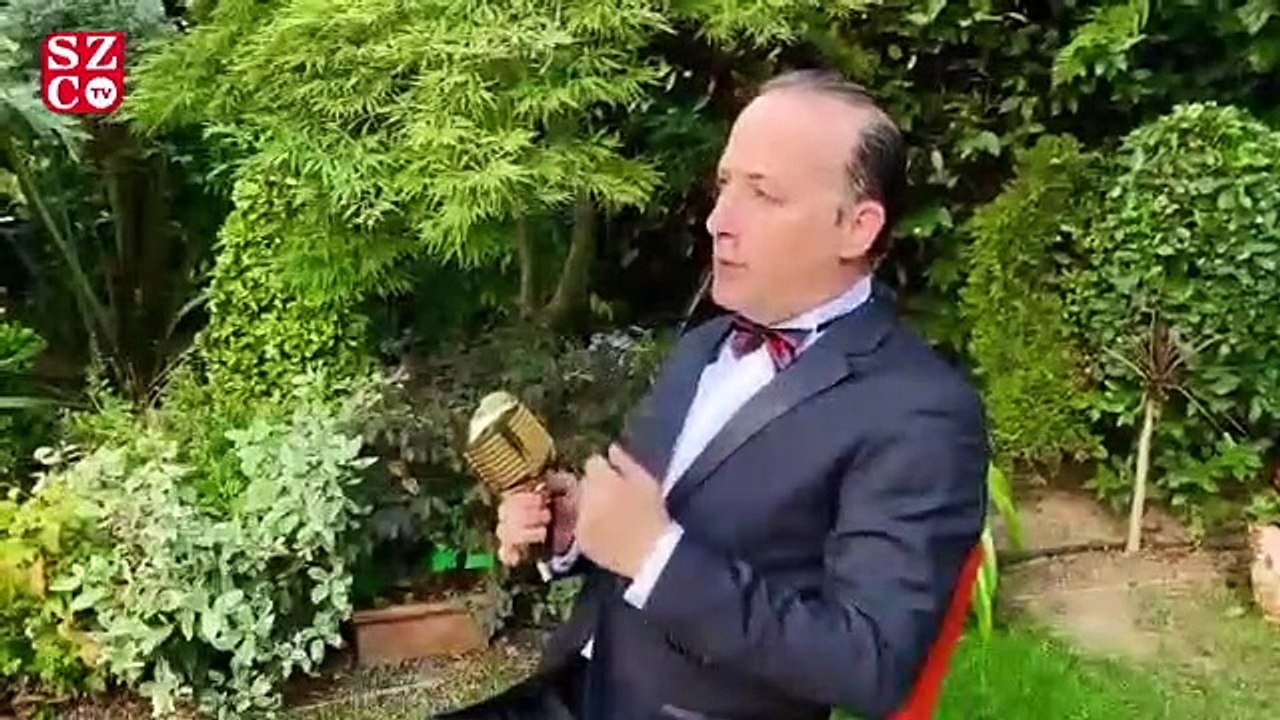 Tolga Çevik’in sahne özlemini anlatan esprili v...