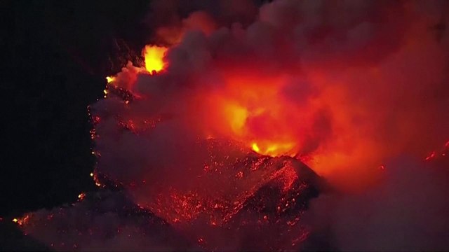 Les images de violents incendies en Californie, à une centaine de kilomètres de Los Angeles