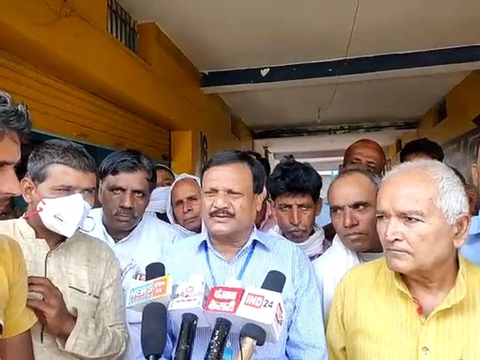 कांग्रेस नेता सज्जन वर्मा बोले- भाजपा द्वारा 15 साल की भ्रष्टाचार की कमाई से विधायकों की खरीद-फरोख्त