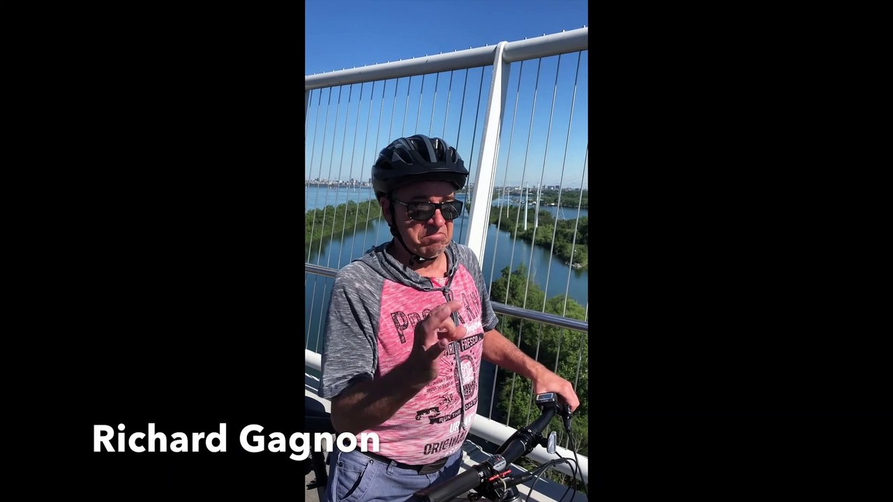 Vélo au pont Samuel-De Champlain