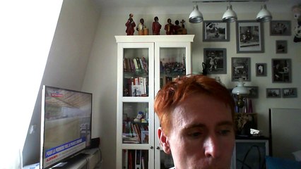 Wiwi égratigne "lache les chiens"