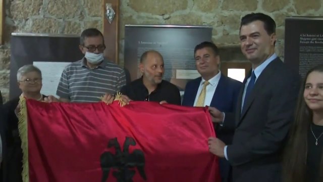 Kosovë/ Basha nderon figurat e shquara të lirisë dhe pavarësisë së Kosovës dhe Shqipërisë