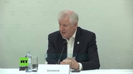 Refugjate ne rrugen ballkanike. Europa, e shqetesuar per krizen e emigranteve  - Vizion Plus