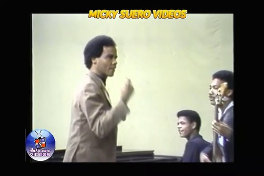 Carlos Manuel el Zafiro - No Me Pagues con Cheque - Micky Suero Videos