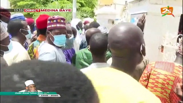 EN DIRECT DE MEDINA BAYE INHUMATION CHEIKH AHMED TIDIANE NIASS JEUDI 06 AOUT 2020