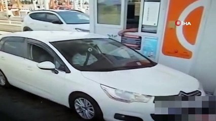 Yaşlı çifti 1 milyon TL dolandırdılar